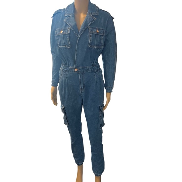 Fashion Nova Women’s Demin Jean Jumpsuit - Picture 2 of 5